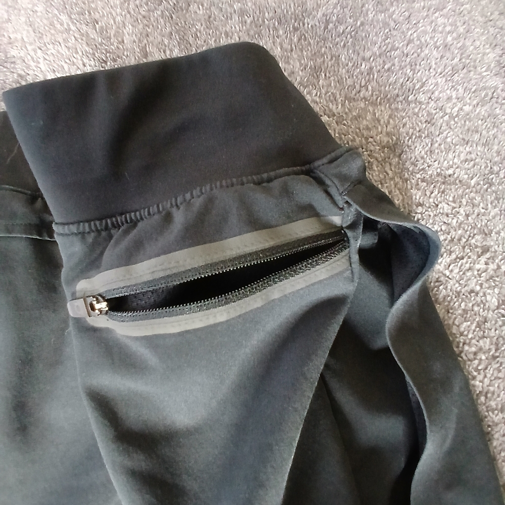 Under Armour Project Rock Brahma Bull Shorts XXL Black - Picture 3 of 6